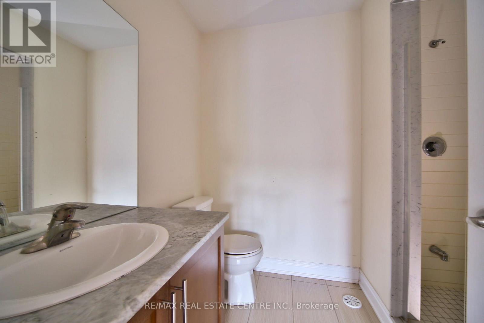 211 Appleton Court, Newmarket, Ontario  L3Y 0B8 - Photo 16 - N13741010