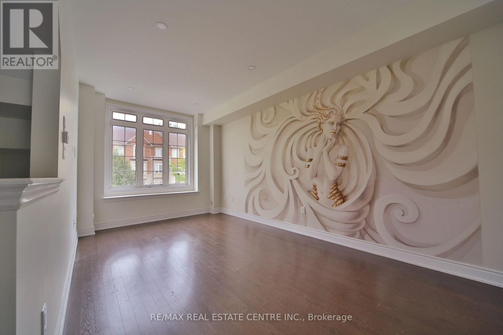 211 Appleton Court, Newmarket, Ontario  L3Y 0B8 - Photo 6 - N13741010
