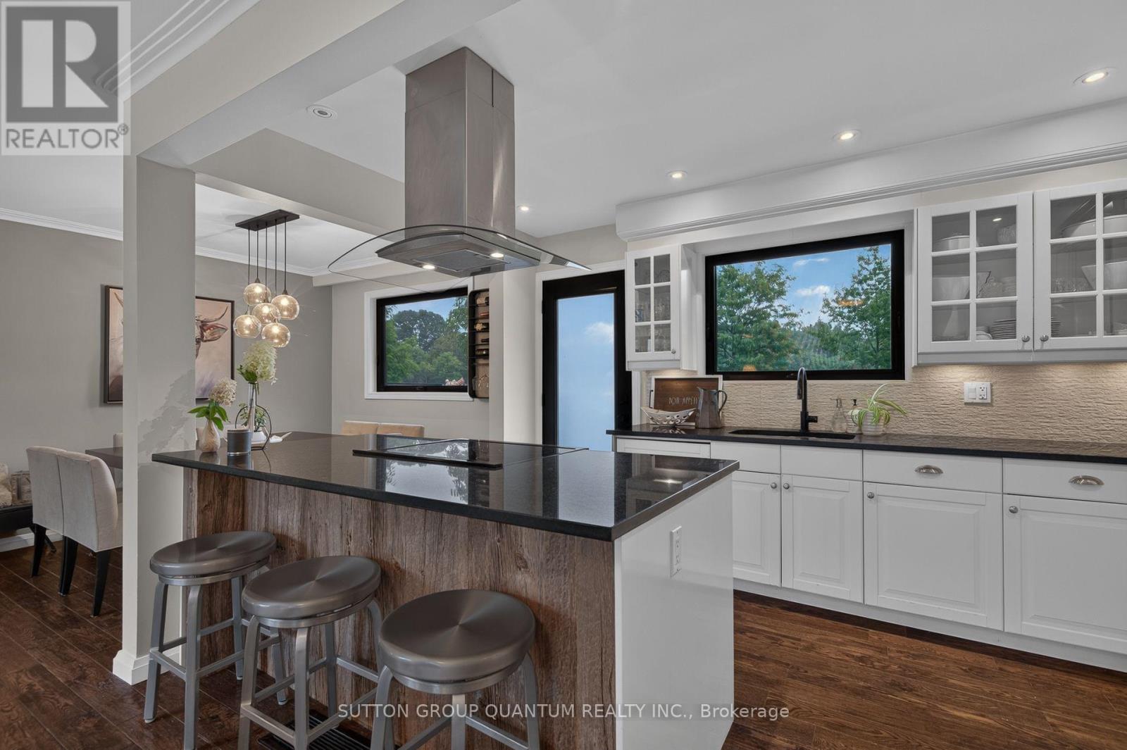 2103 Seabrook Drive, Oakville, Ontario  L6L 2T8 - Photo 19 - W13774378