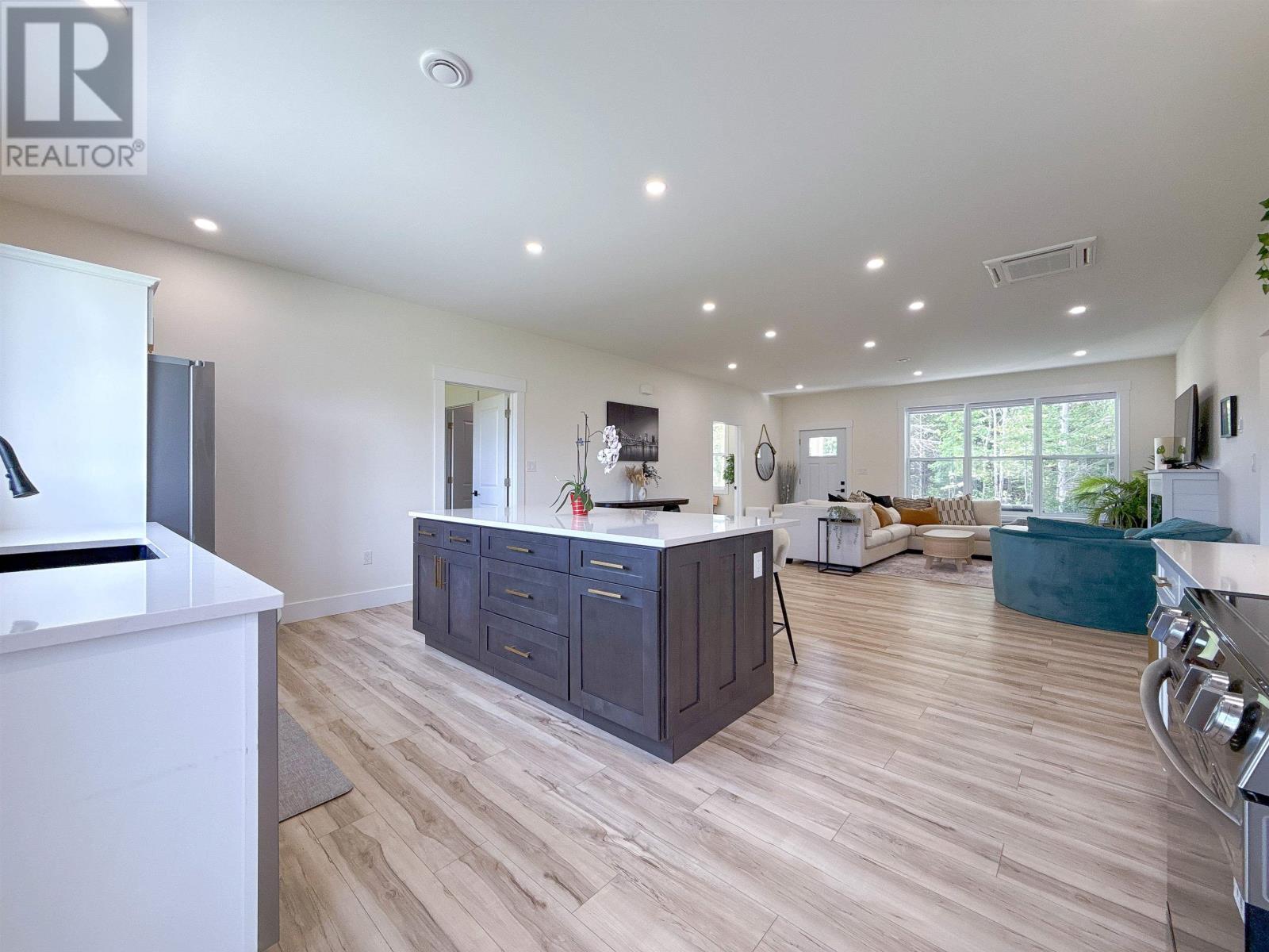 144 Shady Acres Drive, Brackley Beach, Prince Edward Island  C1E 2X4 - Photo 18 - 202622999