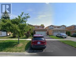 LOWER - 141 YORKLAND ROAD, Richmond Hill, Ontario