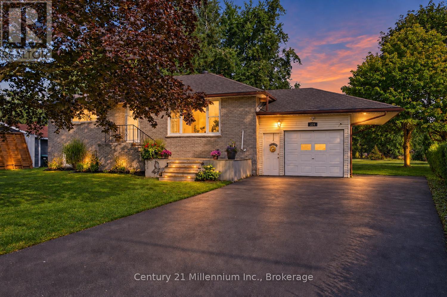 224 Margaret Street, Clearview (Stayner), Ontario  L0M 1S0 - Photo 4 - S13777658