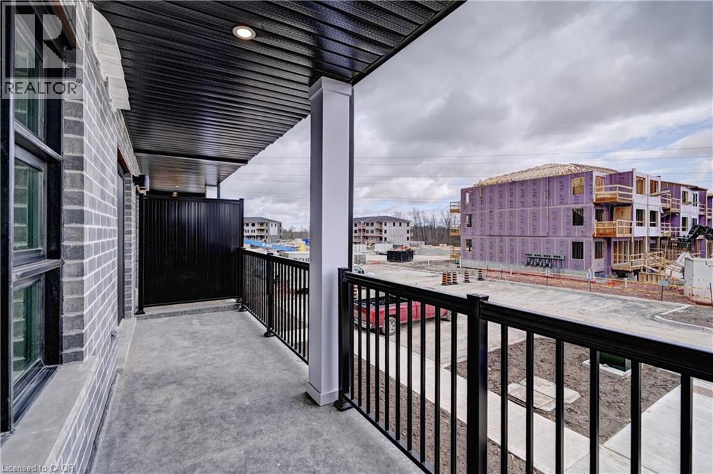 118 Gravel Ridge Trail Unit# E06, Kitchener, Ontario  N2E 0B8 - Photo 3 - 40862897
