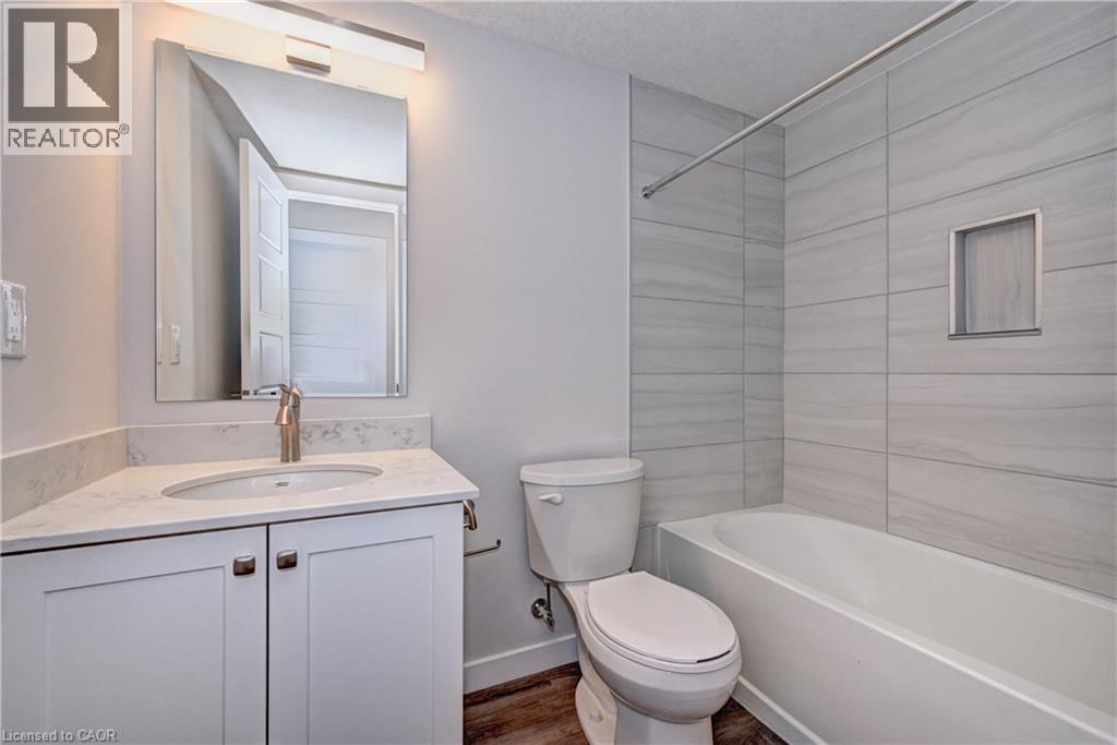 118 Gravel Ridge Trail Unit# E06, Kitchener, Ontario  N2E 0B8 - Photo 7 - 40862897