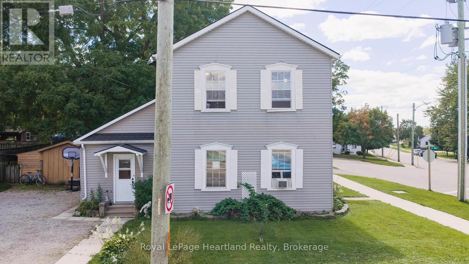 103 James St Street, Central Huron, Ontario  N0M 1L0 - Photo 2 - X13777650