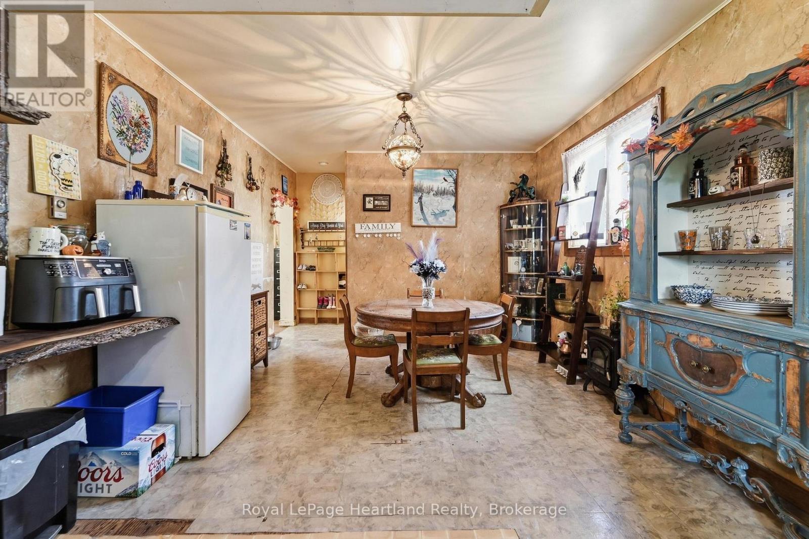 103 James St Street, Central Huron, Ontario  N0M 1L0 - Photo 6 - X13777650