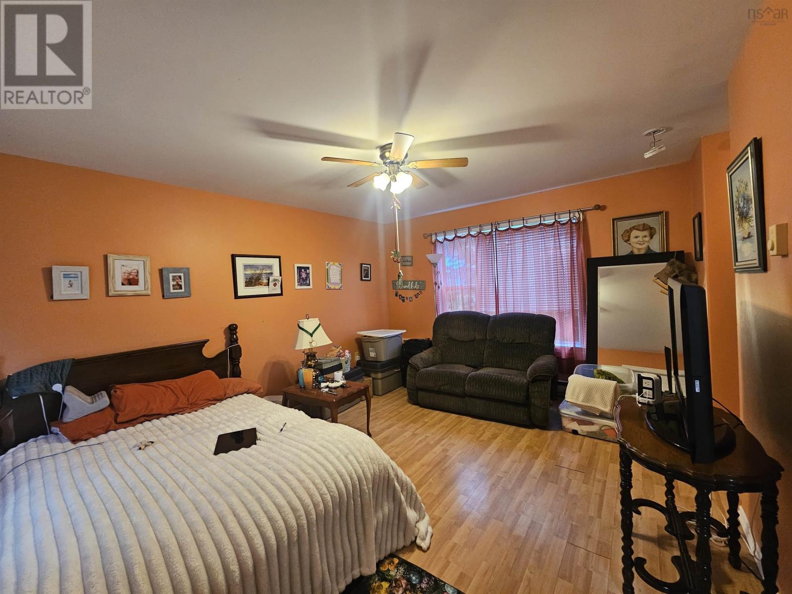 6 Alphonse Street, Glace Bay, Nova Scotia  B1A 4A3 - Photo 11 - 202623138