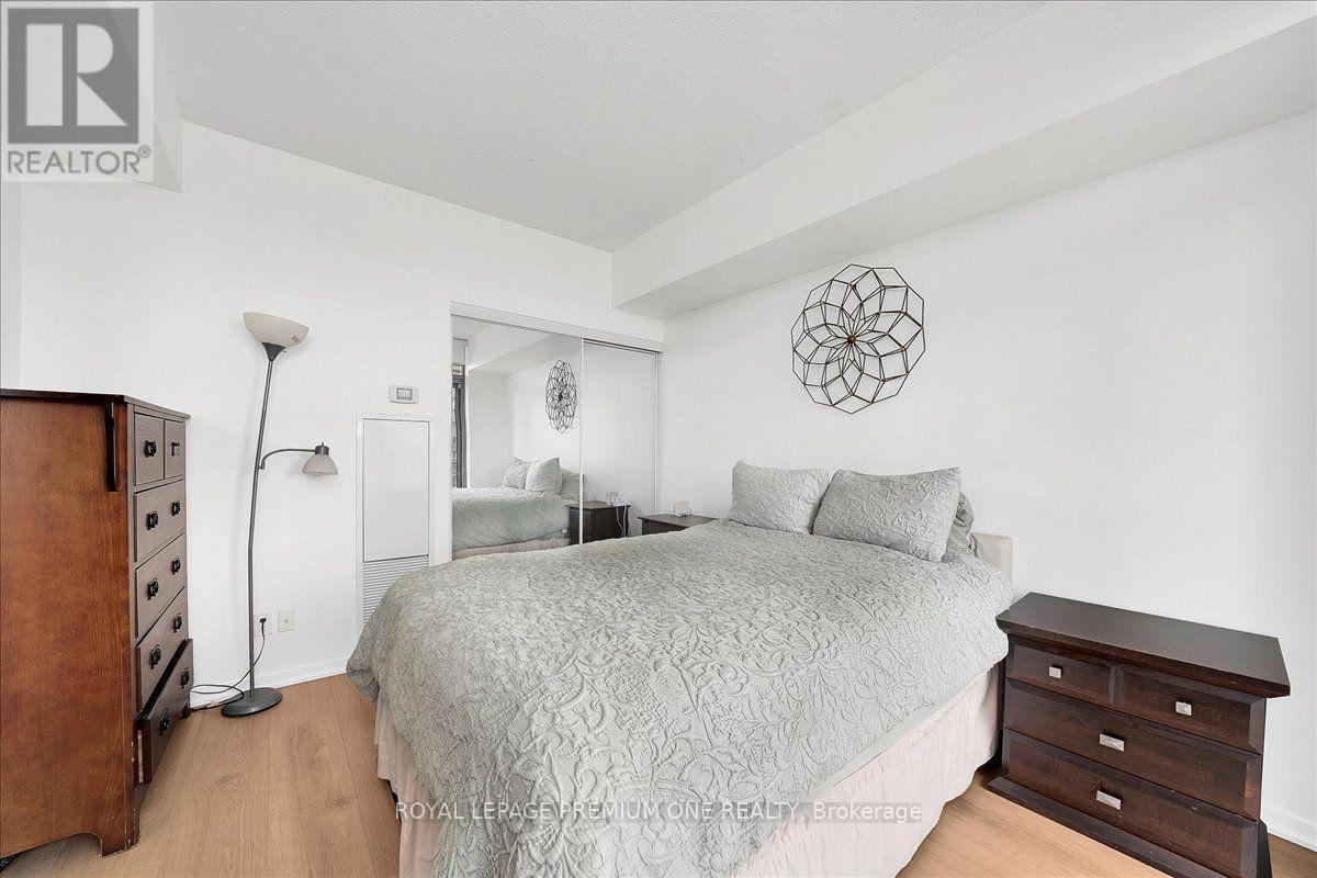 901 - 103 The Queensway, Toronto, Ontario  M6S 5B3 - Photo 13 - W13777682