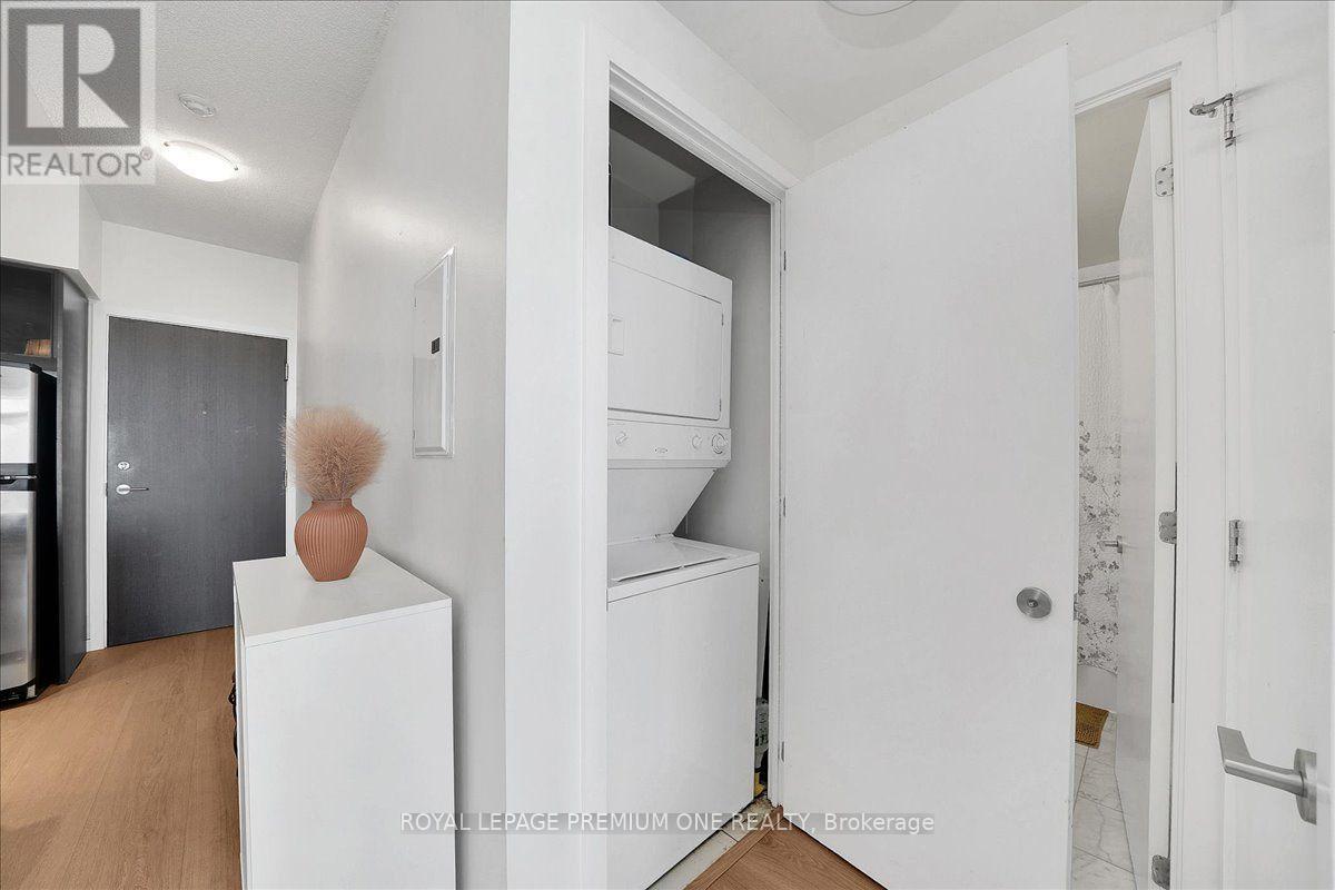 901 - 103 The Queensway, Toronto, Ontario  M6S 5B3 - Photo 15 - W13777682