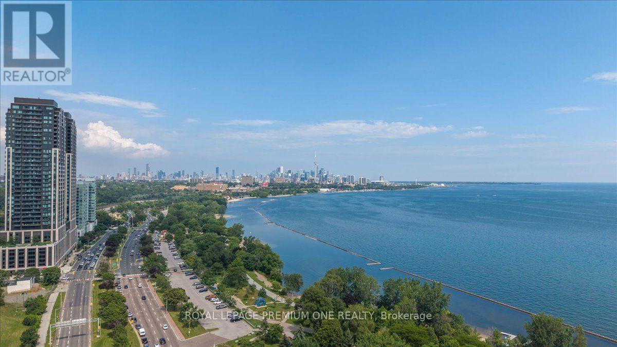 901 - 103 The Queensway, Toronto, Ontario  M6S 5B3 - Photo 3 - W13777682
