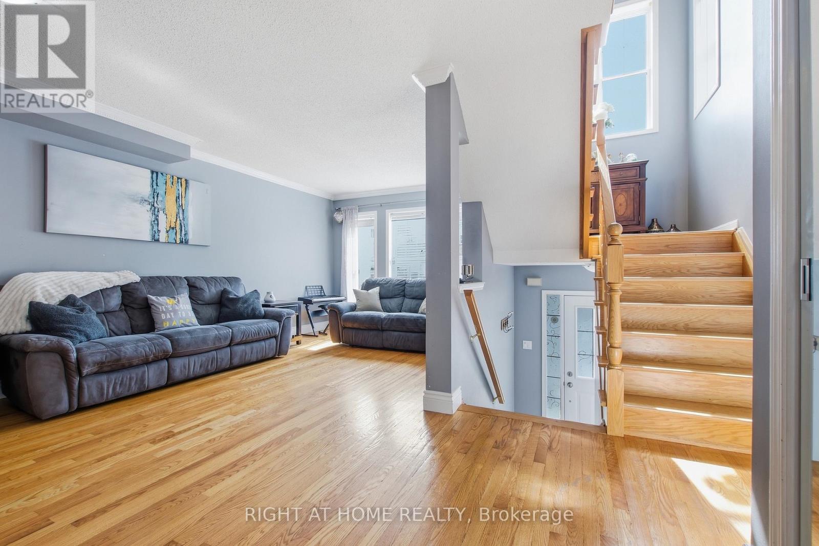 85 Seed House Lane, Halton Hills, Ontario  L7G 6K4 - Photo 8 - W13777694