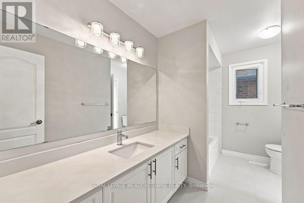 3268 Cajun Crescent, Mississauga, Ontario  L5L 5T7 - Photo 14 - W13777698