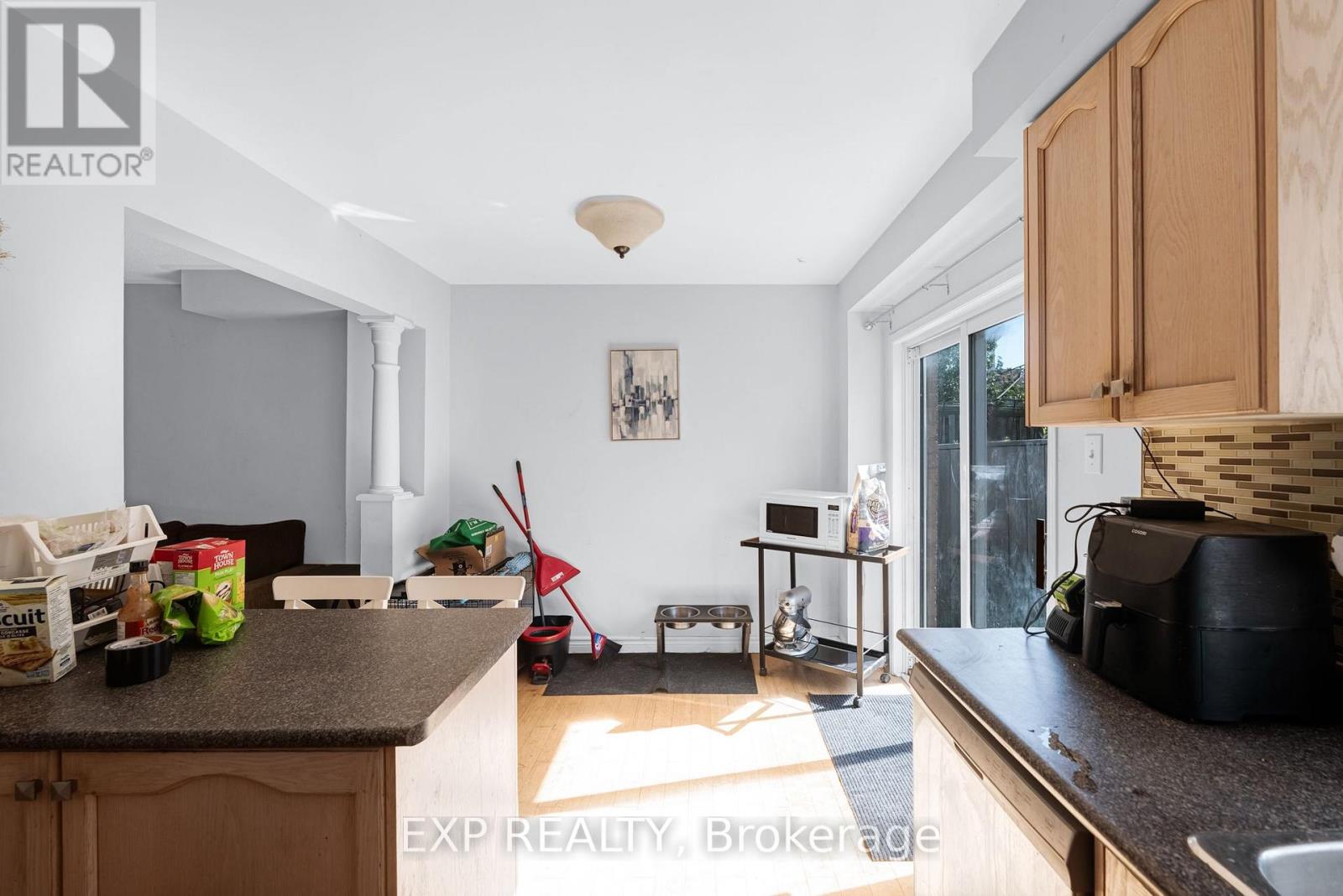 134 Trevino Circle, Barrie, Ontario  L4M 6T8 - Photo 13 - S13760704