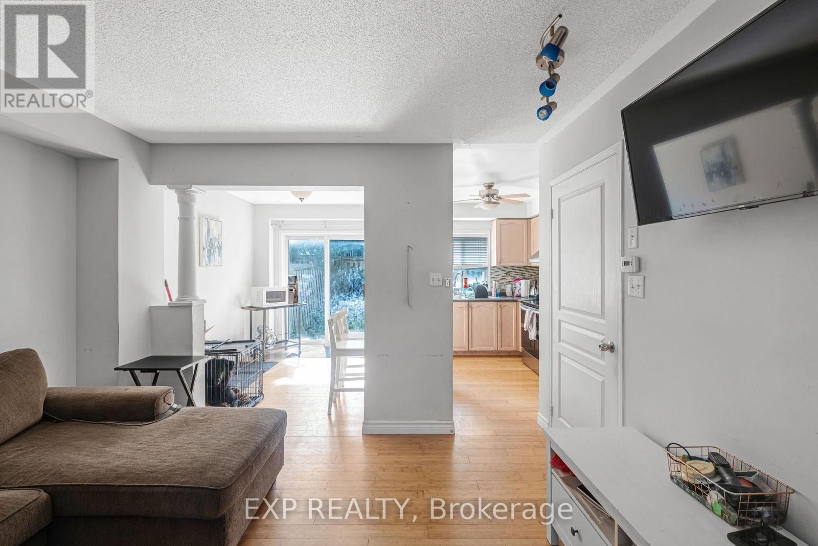 134 Trevino Circle, Barrie, Ontario  L4M 6T8 - Photo 8 - S13760704