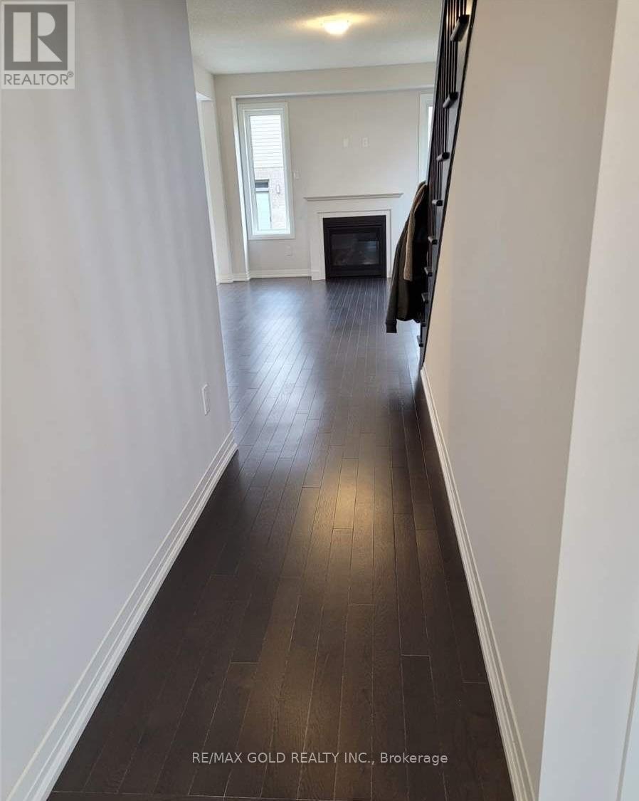28 Weylie Street, Hamilton, Ontario  L0R 1W0 - Photo 2 - X13777708