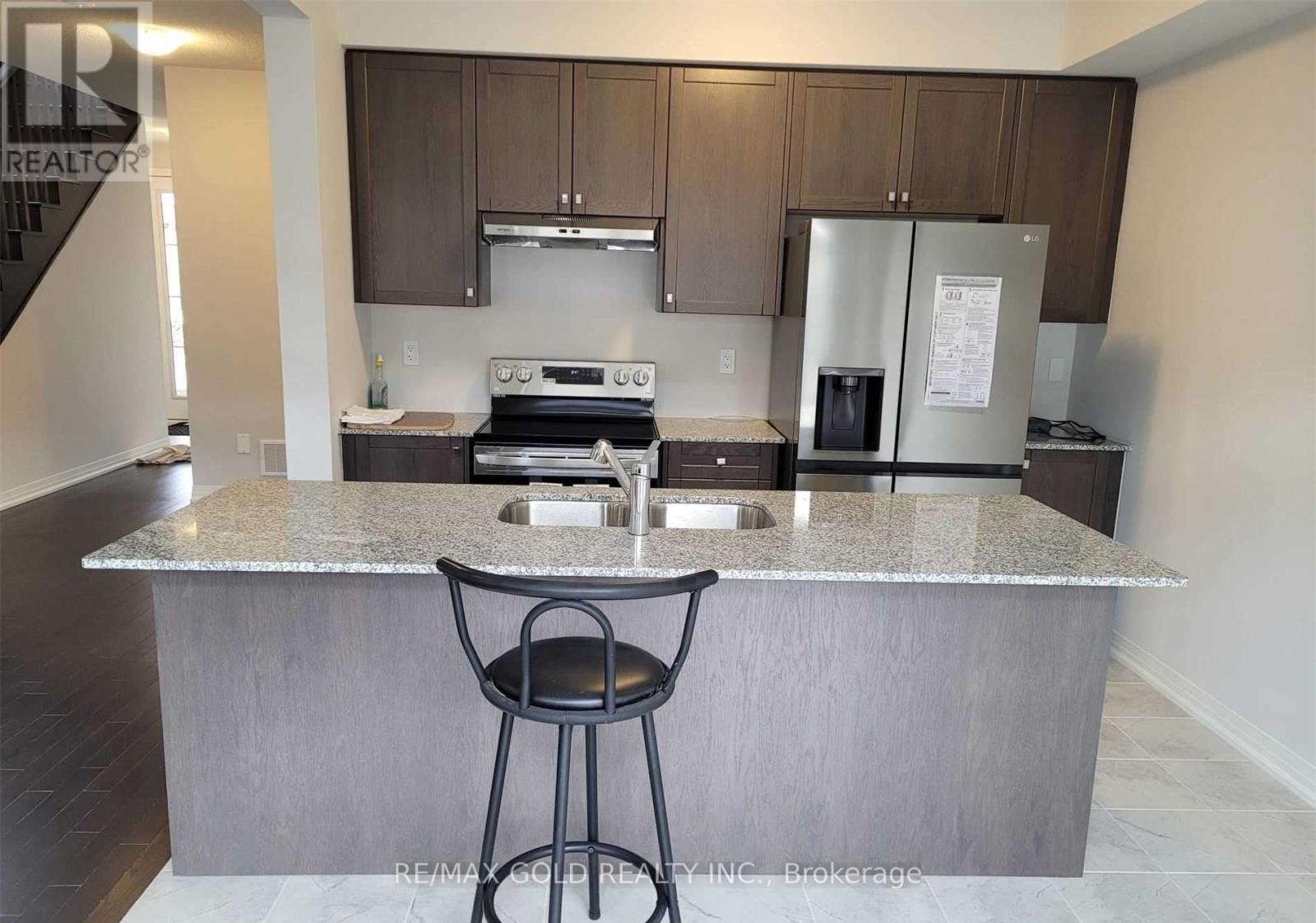 28 Weylie Street, Hamilton, Ontario  L0R 1W0 - Photo 4 - X13777708