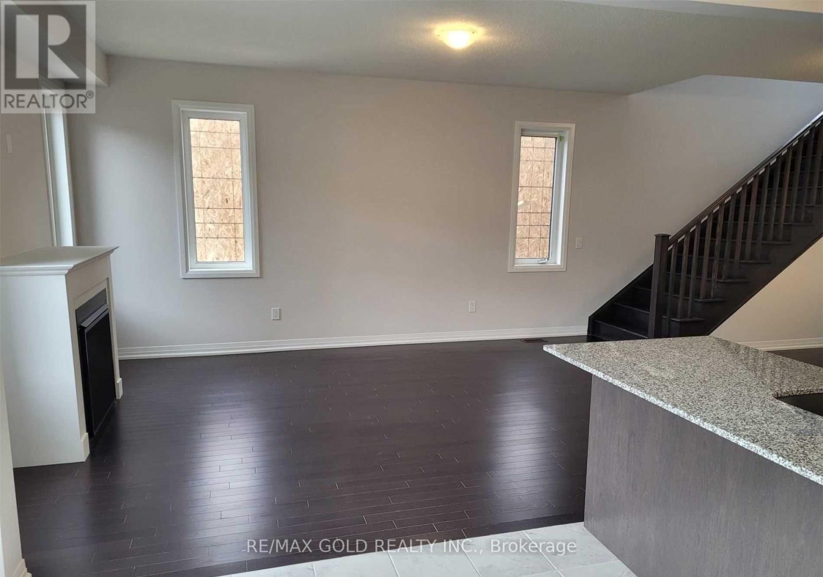 28 Weylie Street, Hamilton, Ontario  L0R 1W0 - Photo 6 - X13777708