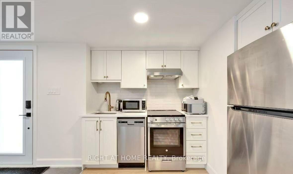 #2 - 1316 Dochester Ave Avenue, Ottawa, Ontario  K1Z 8E7 - Photo 5 - X13777716