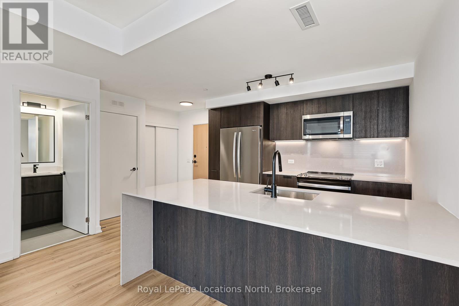 203 - 31 Huron Street, Collingwood, Ontario  L9Y 5T7 - Photo 15 - S13748016