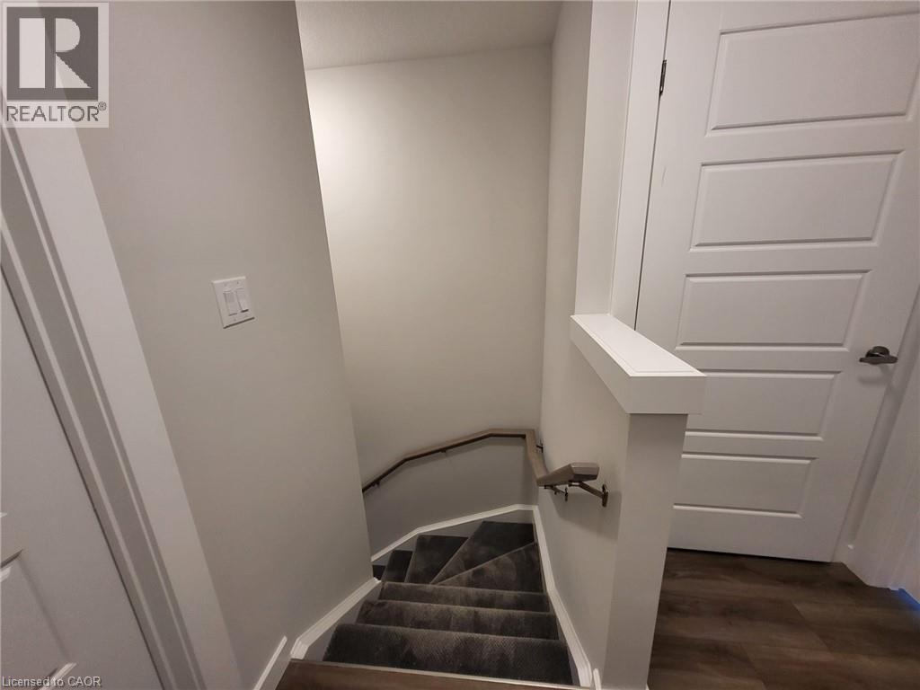 118 Gravel Ridge Trail Unit# E10, Kitchener, Ontario  N2E 0B8 - Photo 4 - 40862900