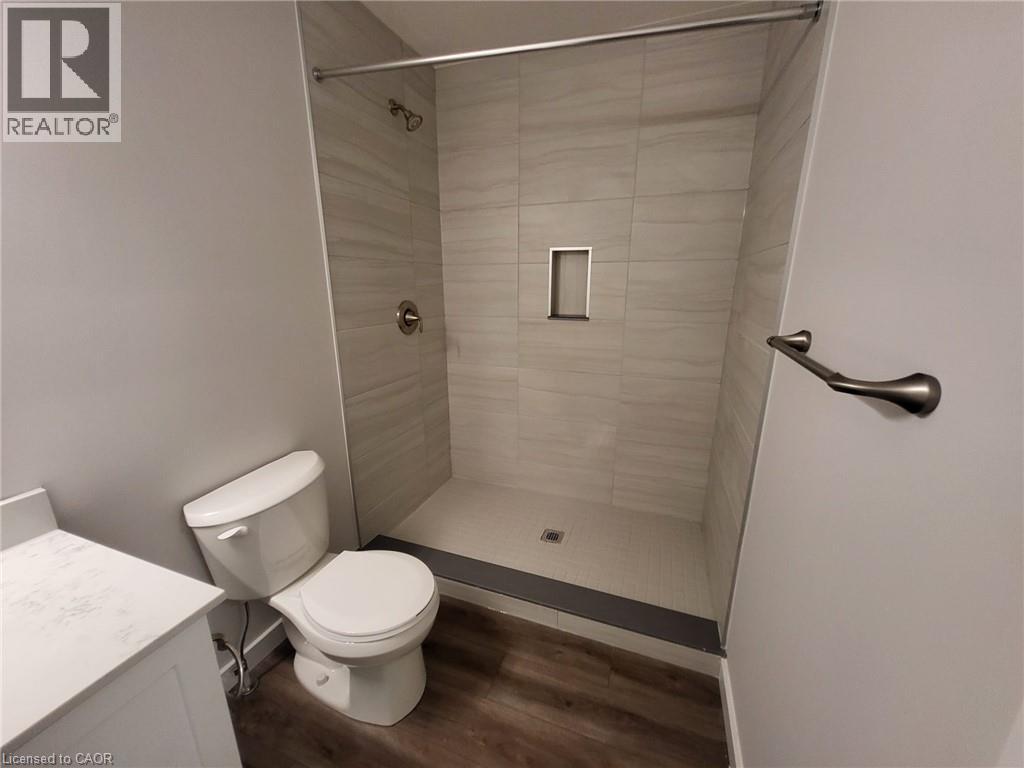 118 Gravel Ridge Trail Unit# E10, Kitchener, Ontario  N2E 0B8 - Photo 5 - 40862900