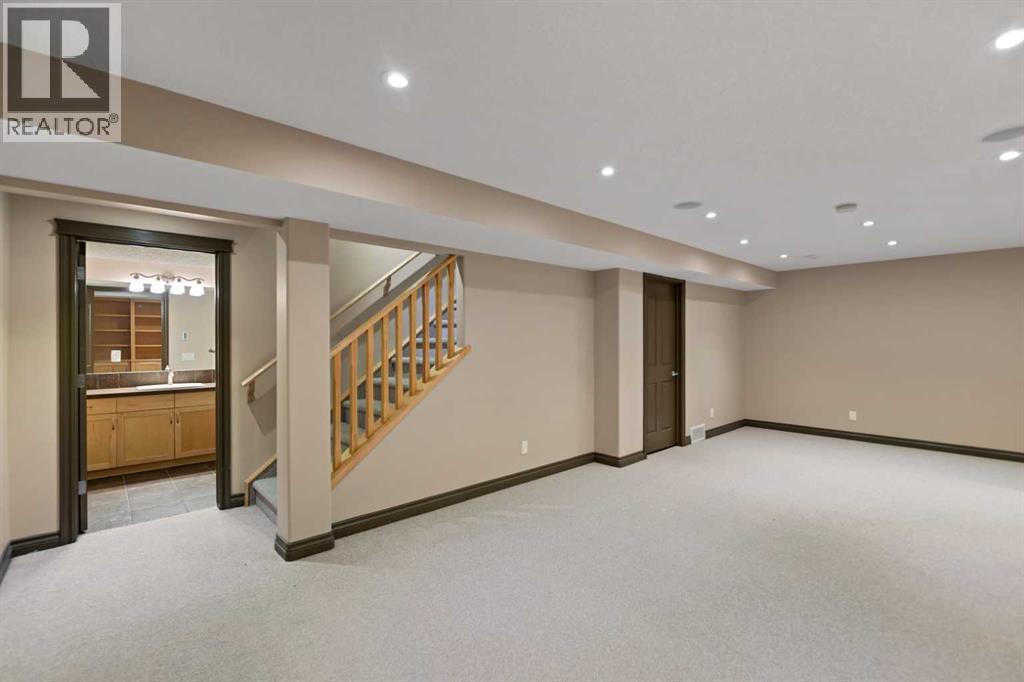 49 Panamount Rise NW photo 36