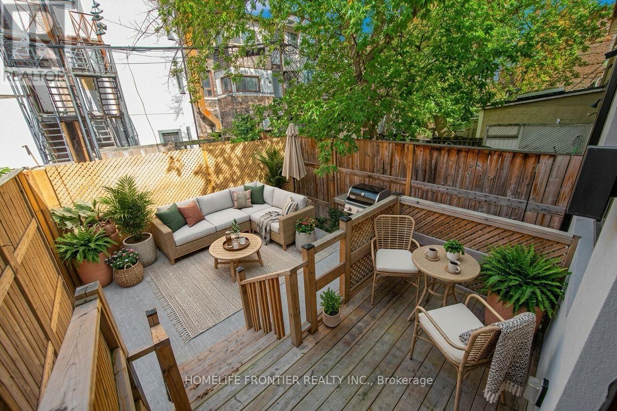 14 Gore Street, Toronto, Ontario  M6J 2C6 - Photo 6 - C13773314