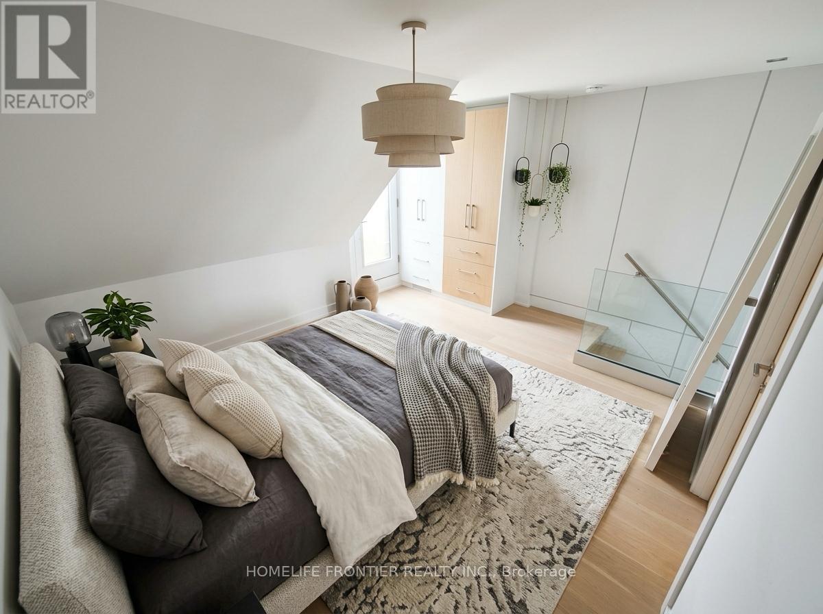 14 Gore Street, Toronto, Ontario  M6J 2C6 - Photo 8 - C13773314