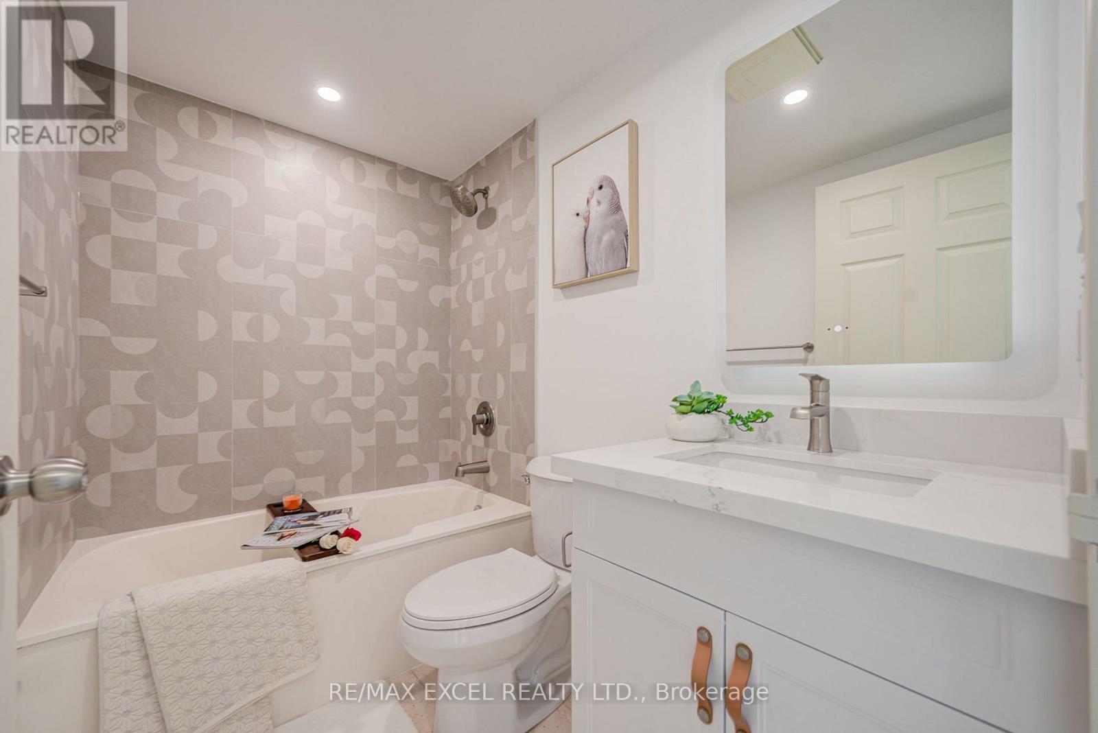 1706 - 8 Lee Centre Drive, Toronto, Ontario  M1H 3H8 - Photo 26 - E13775814