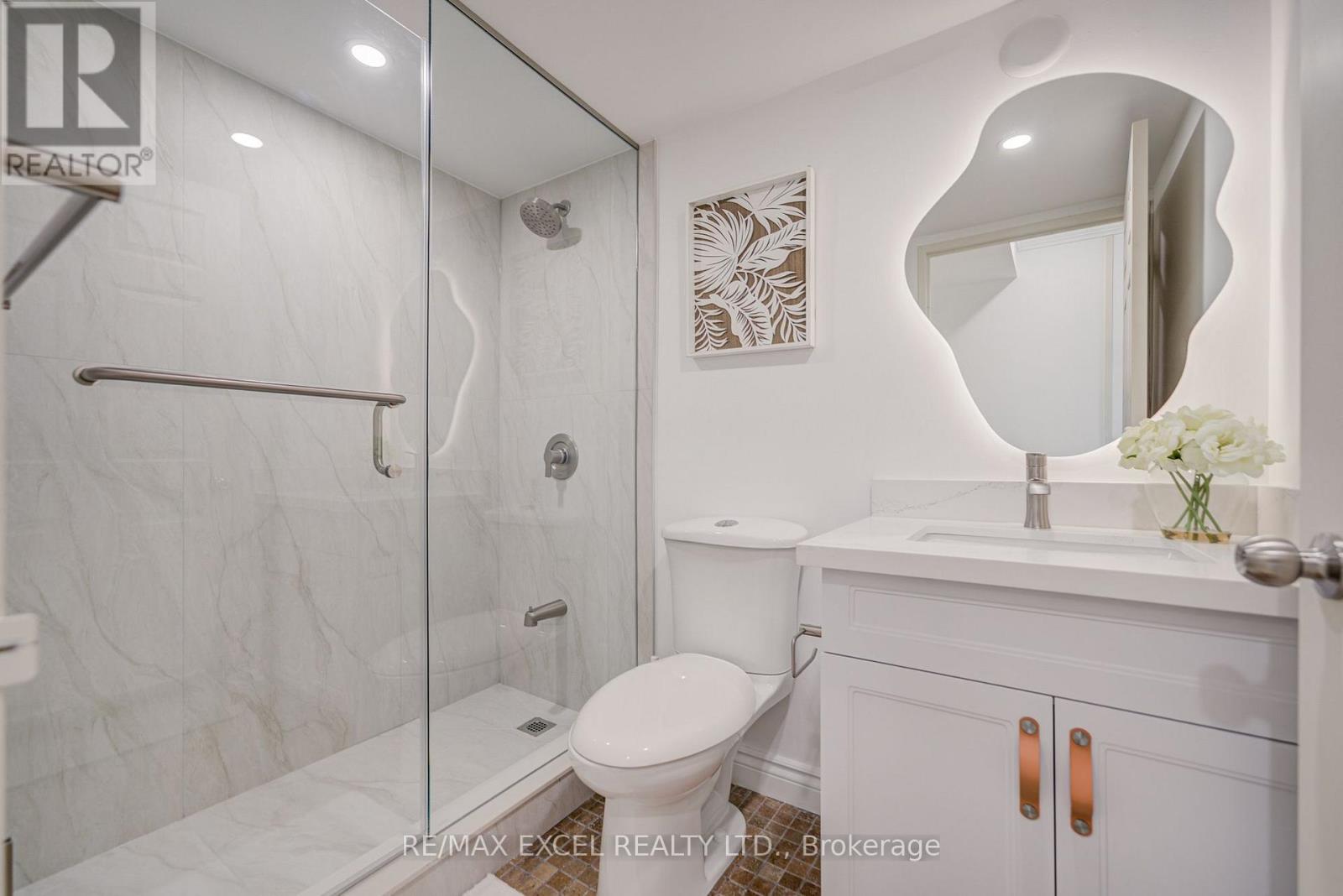 1706 - 8 Lee Centre Drive, Toronto, Ontario  M1H 3H8 - Photo 38 - E13775814