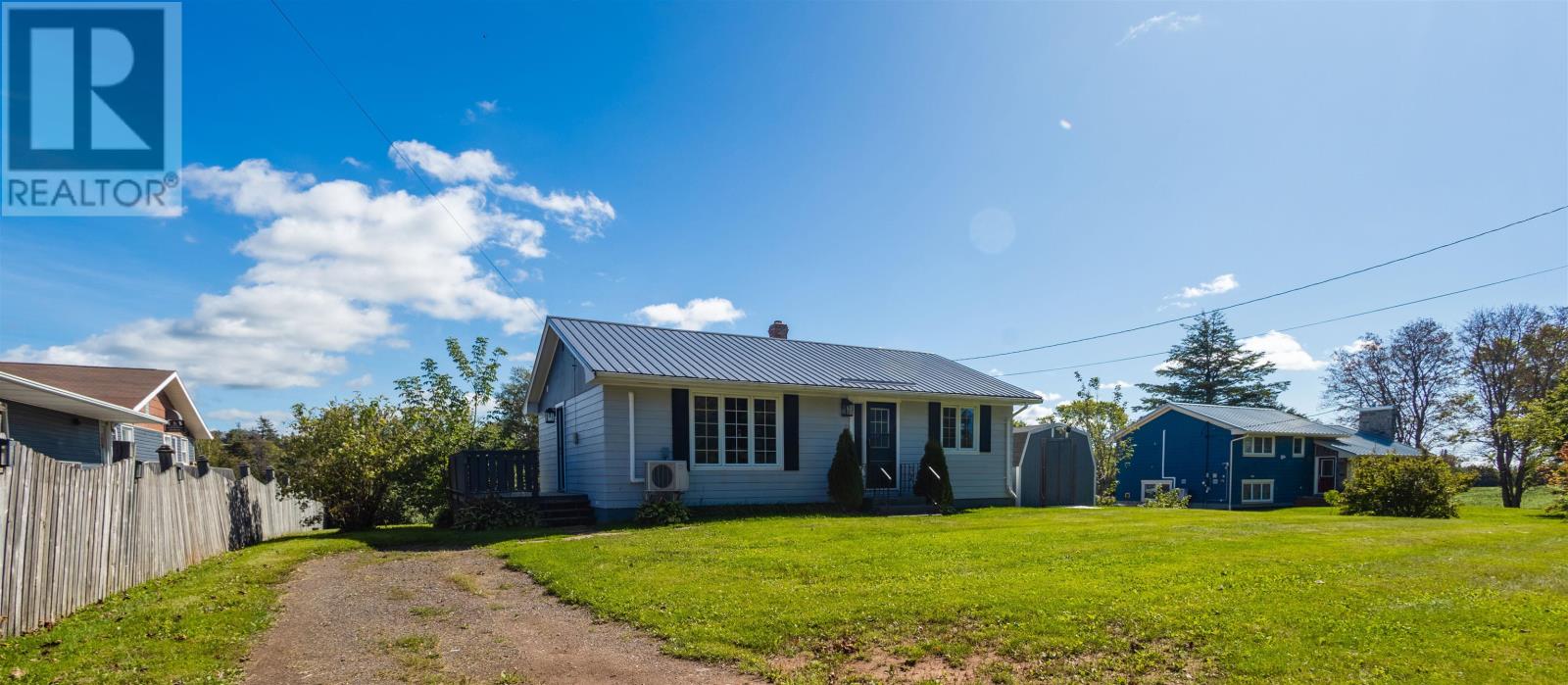 20422 Trans Canada Highway, Crapaud, Prince Edward Island C0B 1J0 - Photo 1 - 202605985