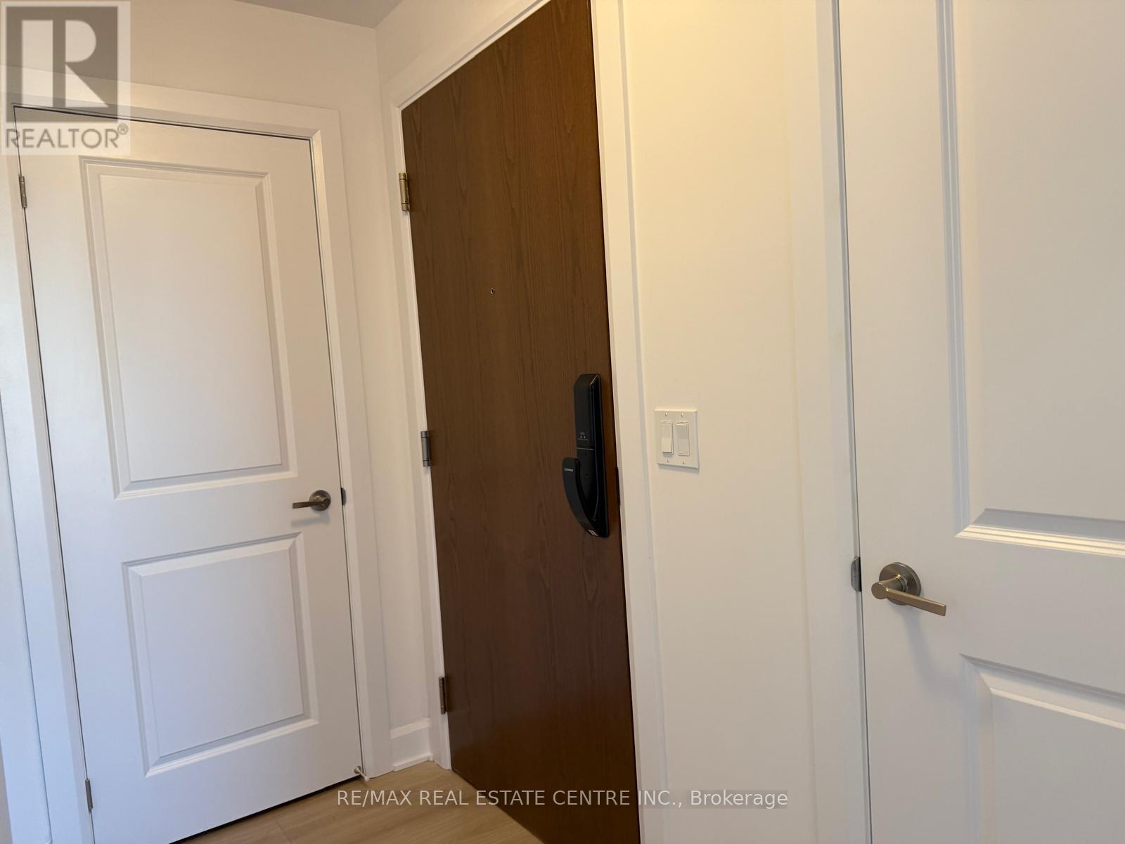 310 - 3240 William Coltson Avenue, Oakville, Ontario  L6H 0X1 - Photo 10 - W13777720