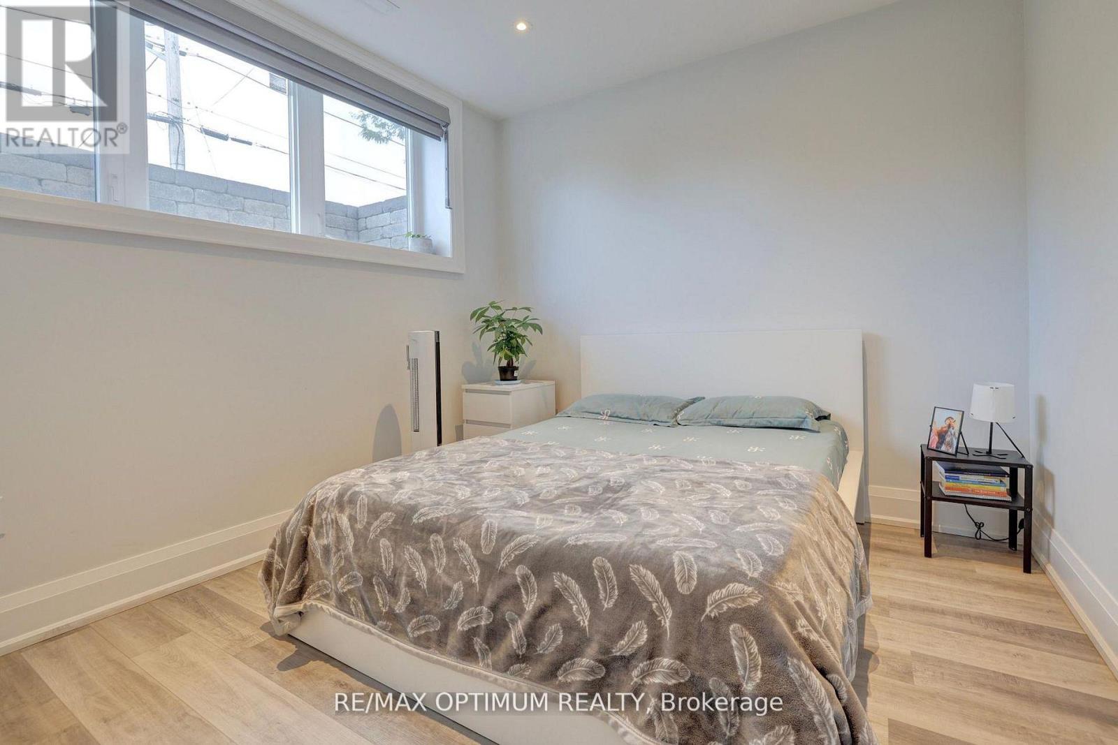 26 Pioneer Drive, Mississauga, Ontario  L5M 1G9 - Photo 43 - W13777734