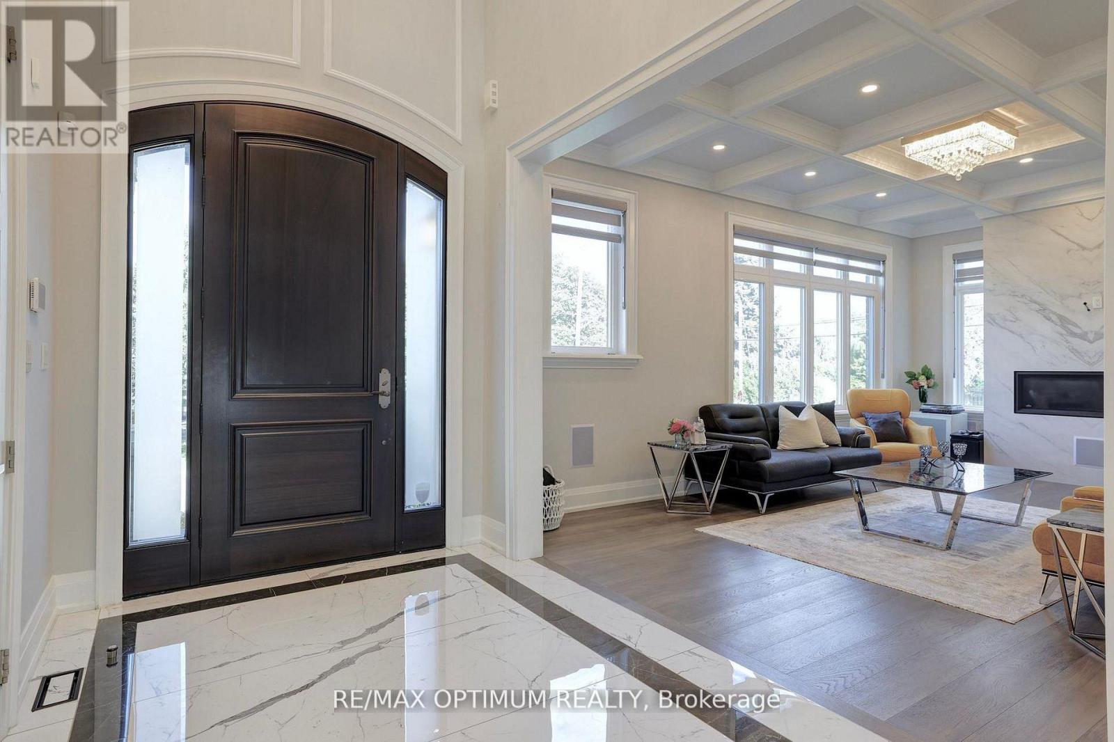26 Pioneer Drive, Mississauga, Ontario  L5M 1G9 - Photo 5 - W13777734