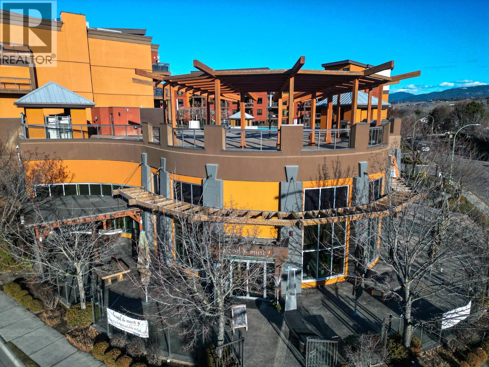 3799 Lakeshore Road Kelowna Photo 2 3799 Lakeshore Road Kelowna Photo 2