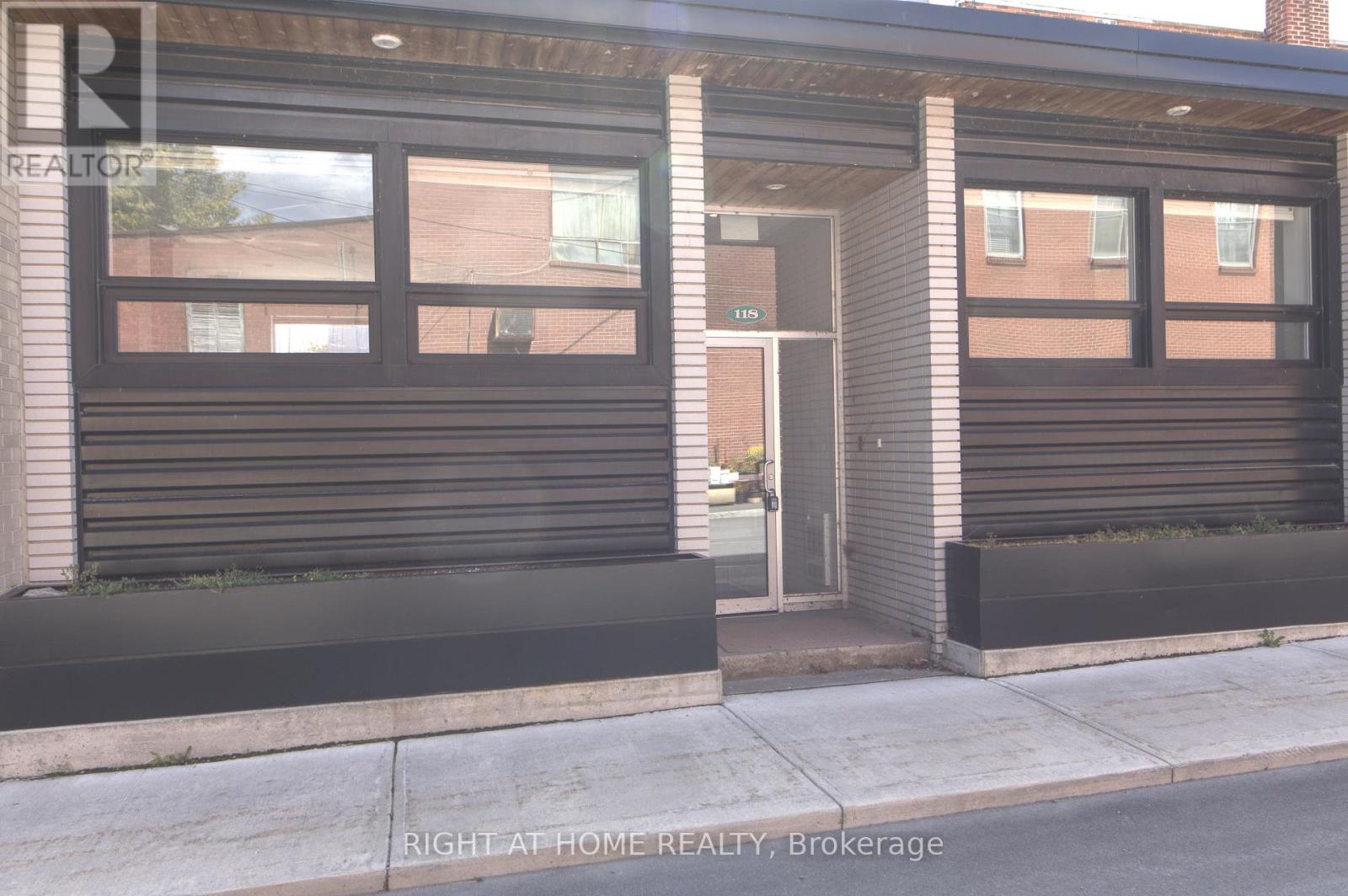 UNIT #3 - 118/116 WATER STREET, Mississippi Mills, Ontario
