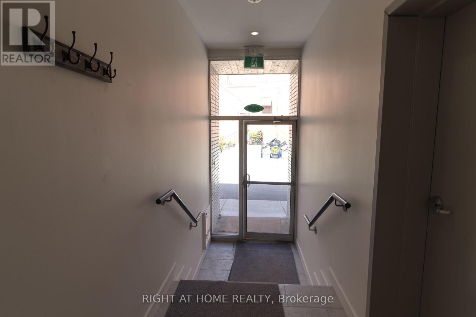 Unit #3 - 118/116 Water Street, Mississippi Mills, Ontario  K0A 1A0 - Photo 3 - X13777742