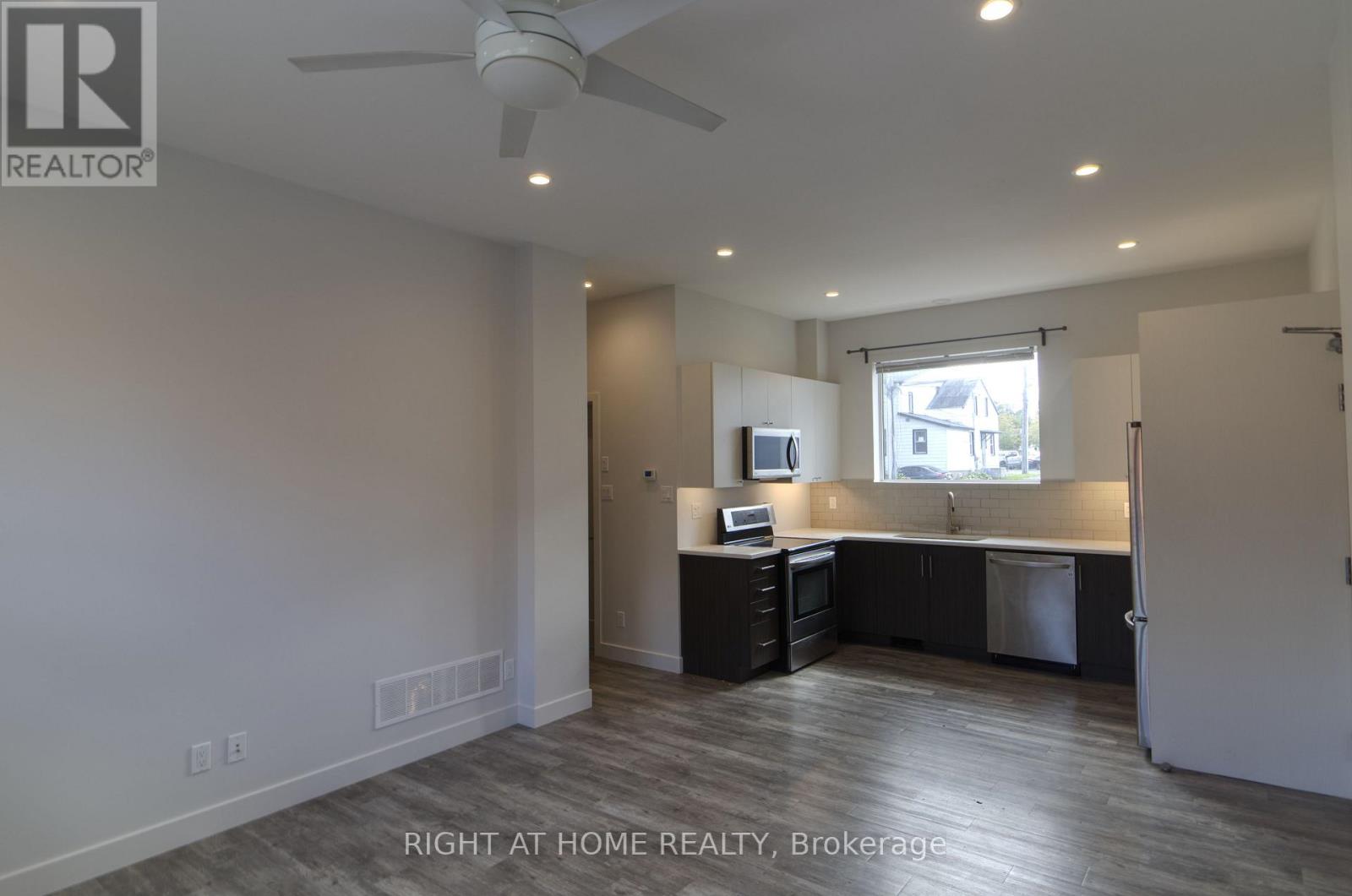 Unit #3 - 118/116 Water Street, Mississippi Mills, Ontario  K0A 1A0 - Photo 8 - X13777742