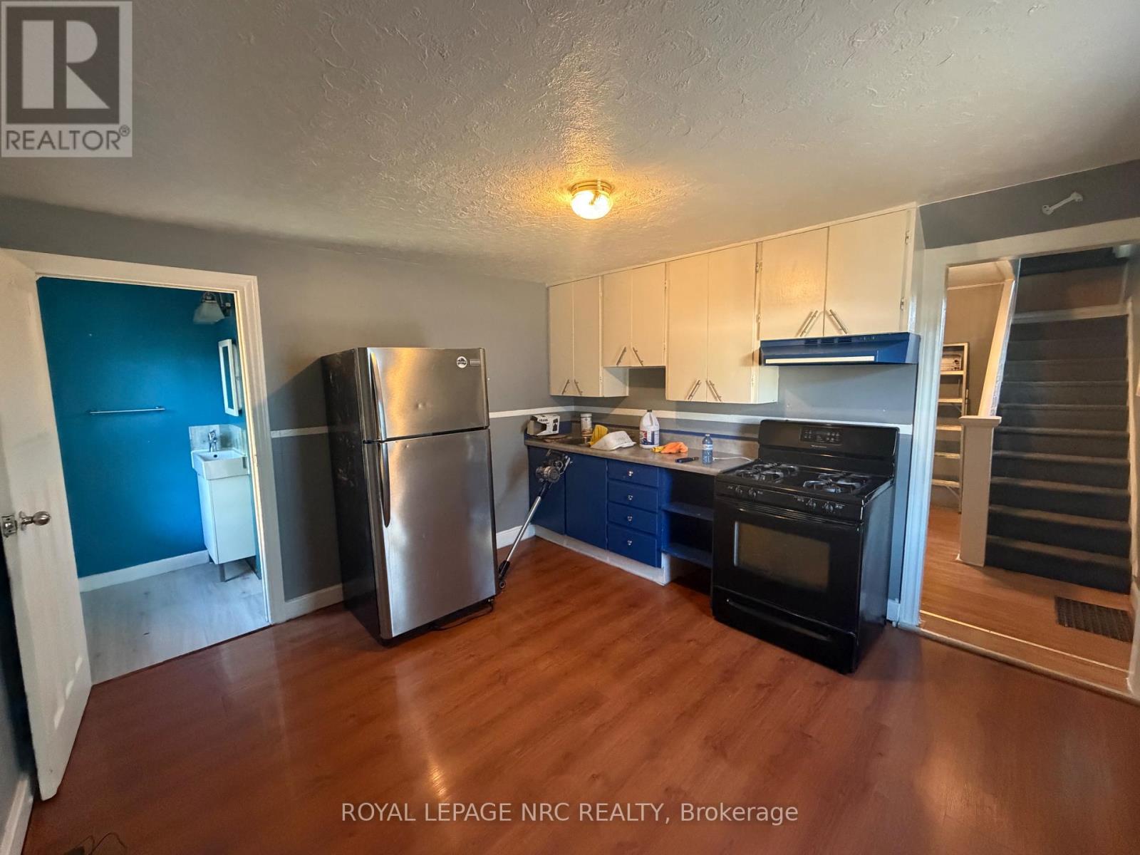 37 Wright Street, Welland, Ontario  L3B 2K2 - Photo 11 - X13777738
