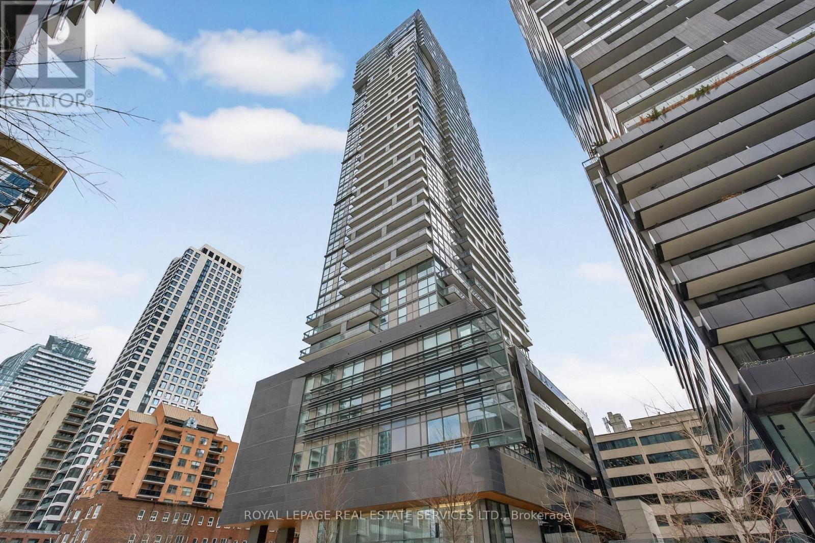 1506 - 39 ROEHAMPTON AVENUE, Toronto, Ontario