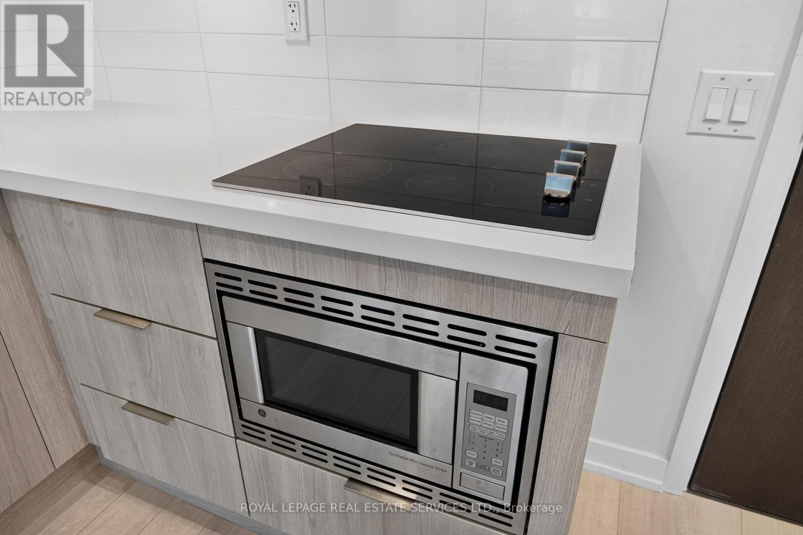 1506 - 39 Roehampton Avenue, Toronto, Ontario M4P 1P9 - Photo 14 - C13777746