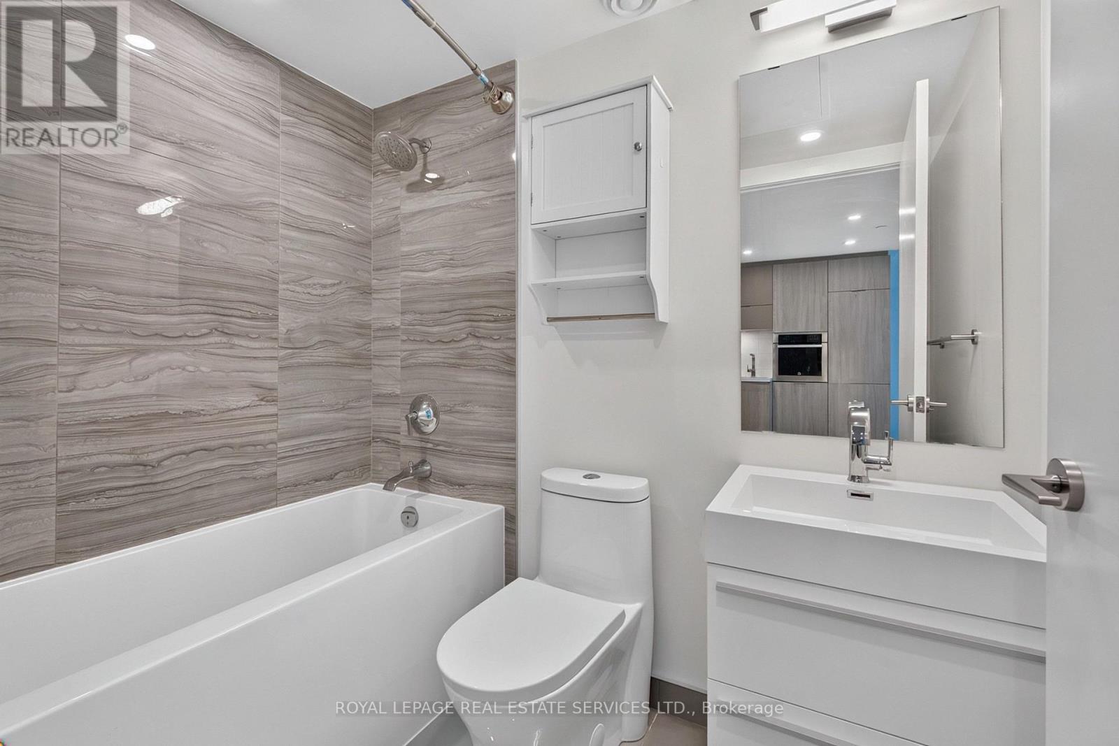 1506 - 39 Roehampton Avenue, Toronto, Ontario M4P 1P9 - Photo 17 - C13777746