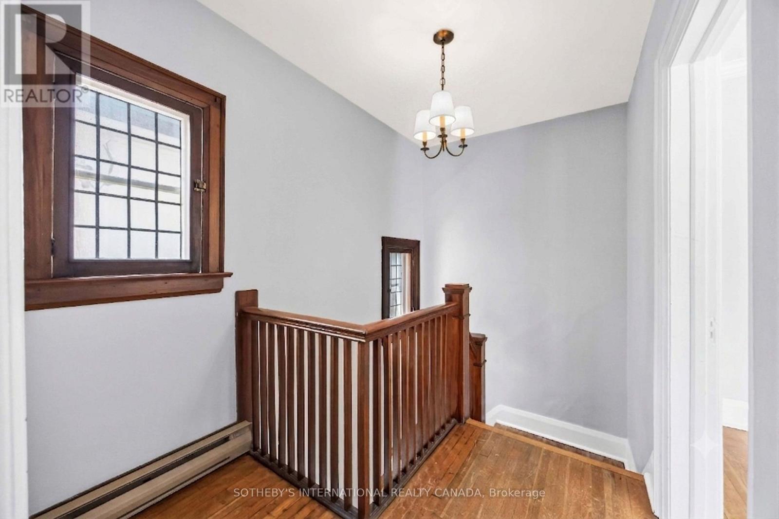 Upper - 14 Kilbarry Road, Toronto, Ontario  M5P 1K5 - Photo 3 - C13777752