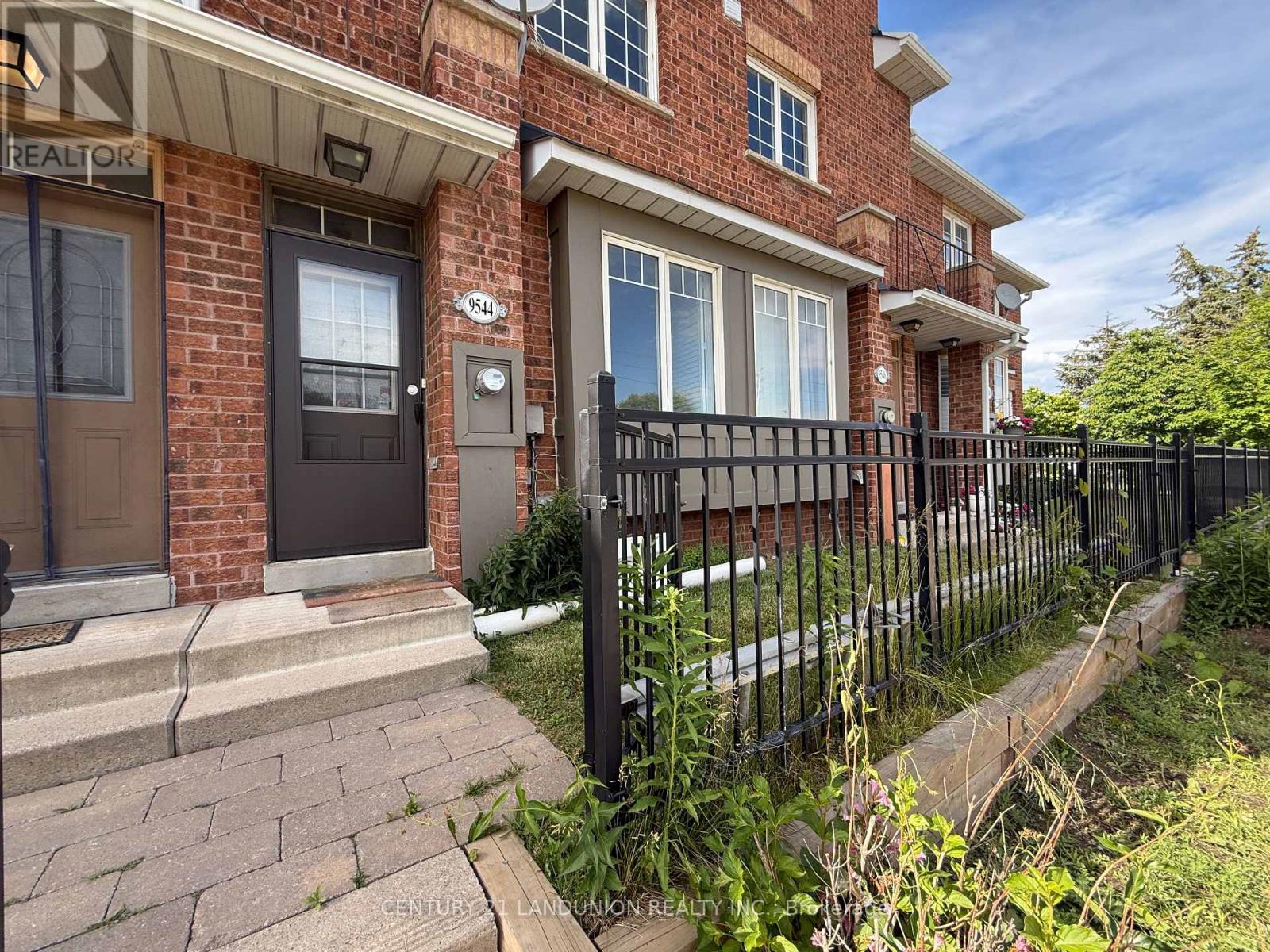 9544 Sheppard Avenue E, Toronto (Rouge), Ontario  M1B 5Z4 - Photo 2 - E13777792