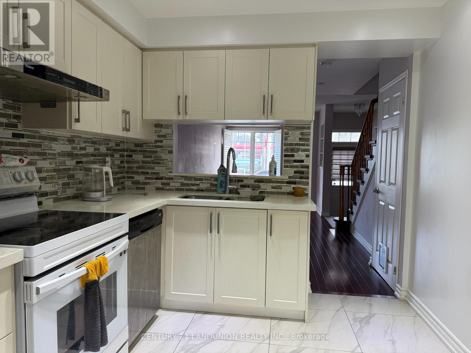 9544 Sheppard Avenue E, Toronto (Rouge), Ontario  M1B 5Z4 - Photo 7 - E13777792