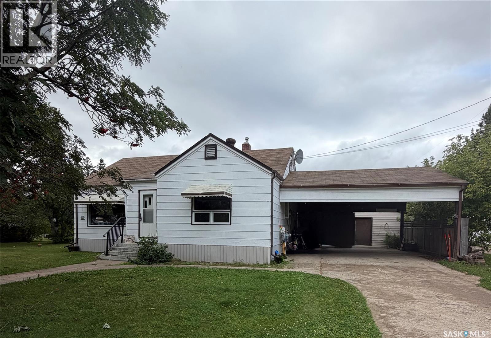 346 Walnut STREET photo 1