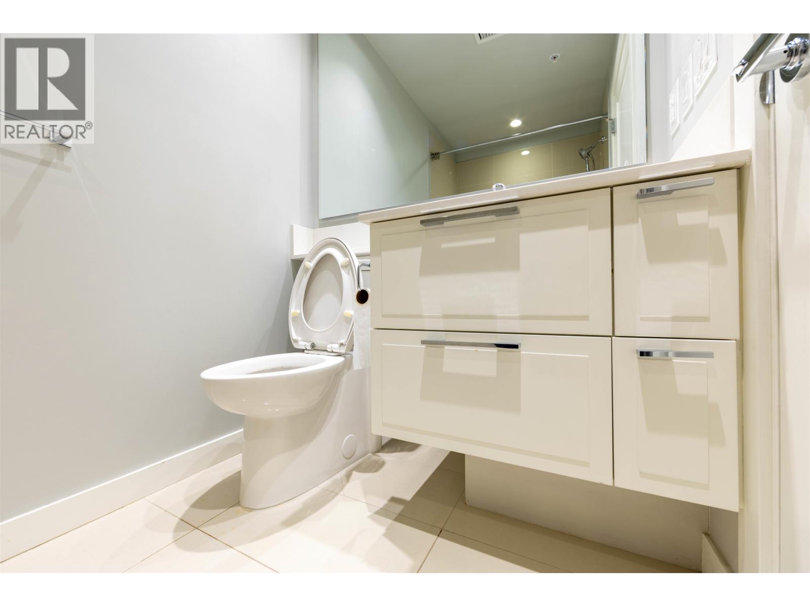504 118 Carrie Cates Court, North Vancouver, British Columbia  V7L 0B2 - Photo 10 - R3164554