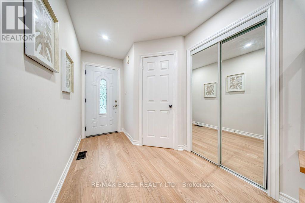 561 Caboto Trail, Markham, Ontario  L3R 5S2 - Photo 33 - N13777750