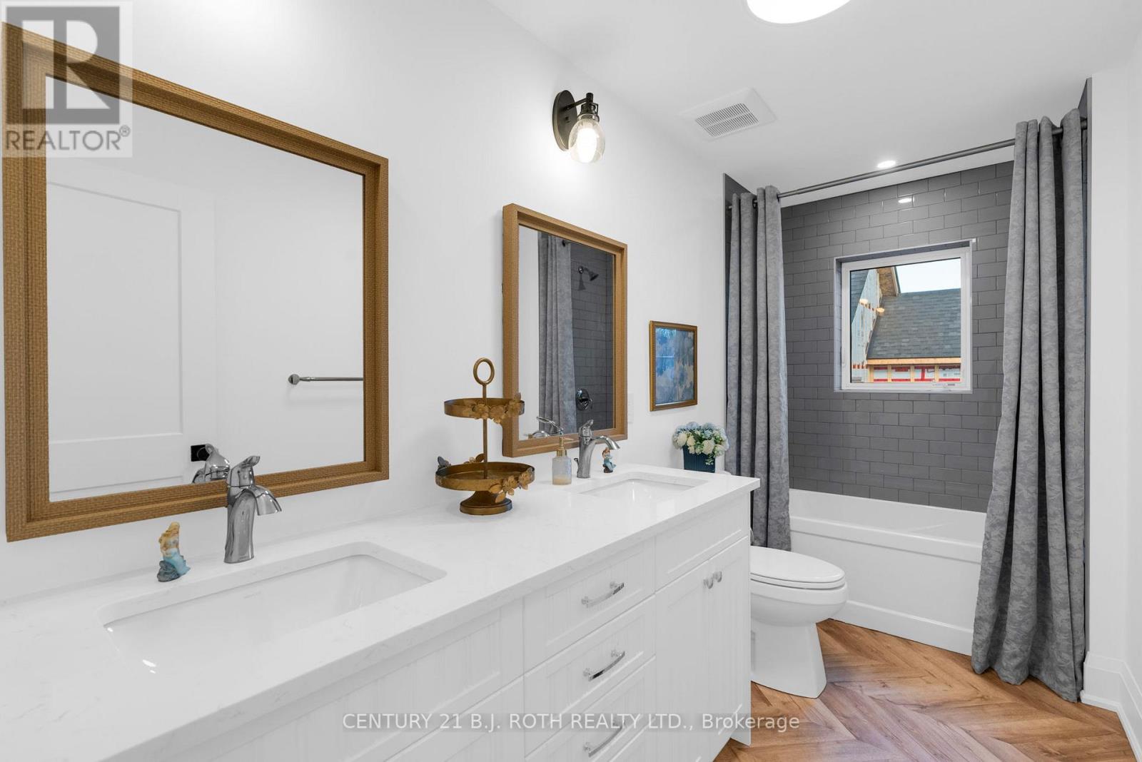 24 Northland Court, Oro-Medonte, Ontario  L9J 0C4 - Photo 34 - S13777754