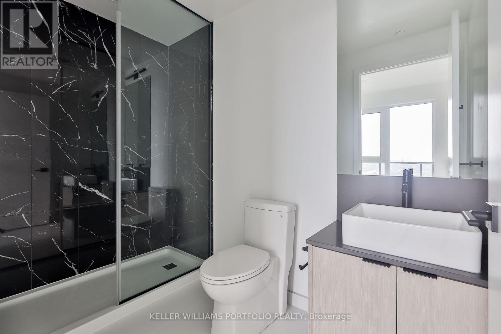 2406 - 1285 Dupont Street, Toronto, Ontario  M6H 0E3 - Photo 13 - W13777766